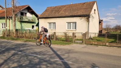 Varaždin, Jalkovec, kuća s priključcima za uklanjanje ili veću renovaciju