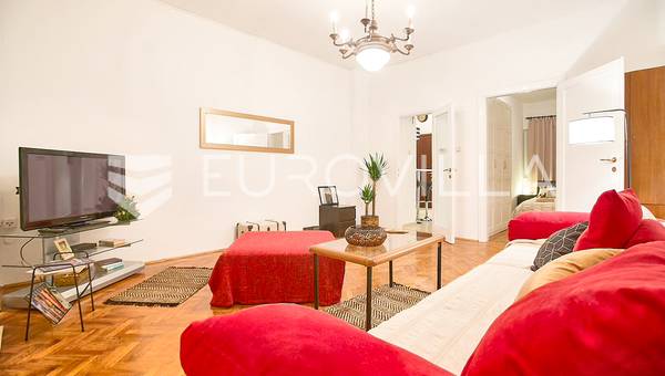 Zagreb, Donji grad, atraktivan dvosoban stan 48 m²