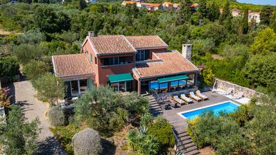 Zara, Veli Iz, magnifica villa sul mare con accesso privato alla spiaggia