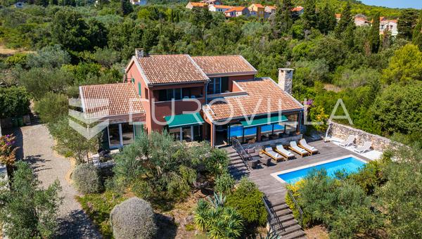 Zadar, Veli Iž, veličanstvena vila uz more s privatnim izlazom na plažu