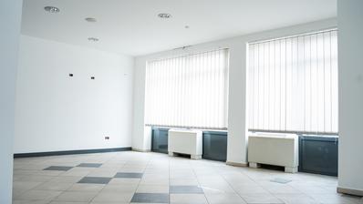 Vinkovci, Centar, atraktivan poslovni prostor 168 m² na frekventnoj kutnoj lokaciji