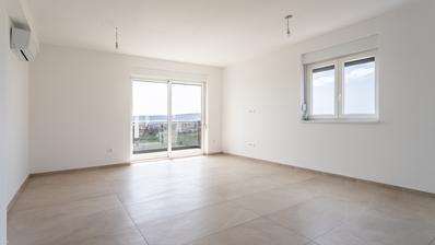 Kastel Stari, apartamento de três quartos com vista mar e dois lugares de estacionamento