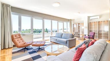 Zagreb, Gornje Prekrižje - Šestinski vrh, beautiful house with panoramic view, 240 m²
