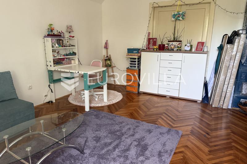 Zagreb, Ravnice, komforan četverosoban dvoetažan stan, 92 m² - 14
