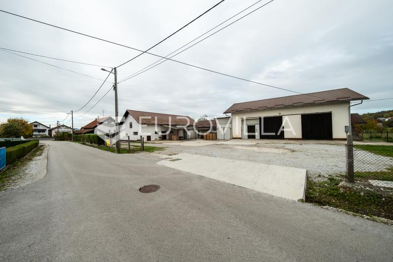 Zaprešić környéke, Gornji Laduč, raktárhelyiség hűtőházzal, összesen 1.000 m² - 8