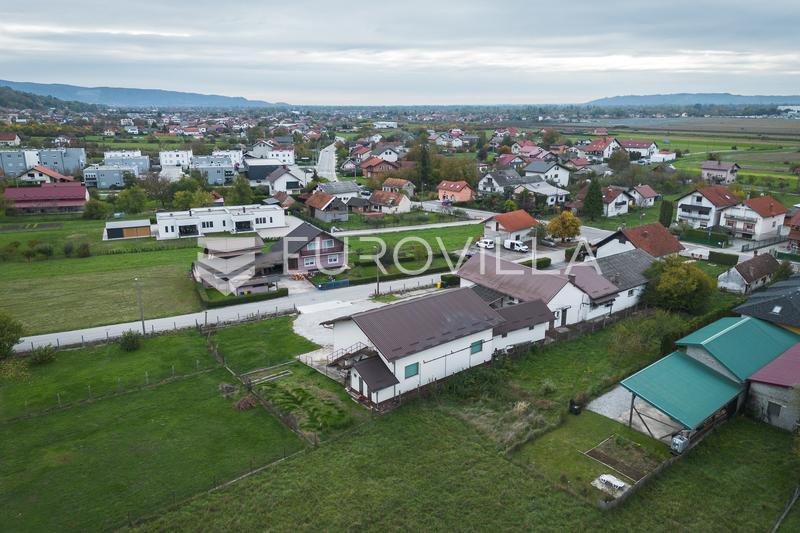 Zaprešić környéke, Gornji Laduč, raktárhelyiség hűtőházzal, összesen 1.000 m² - 6
