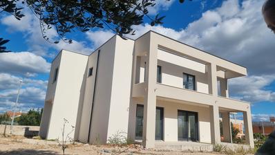 Vodice, modern huis met zwembad, 190,58 m²