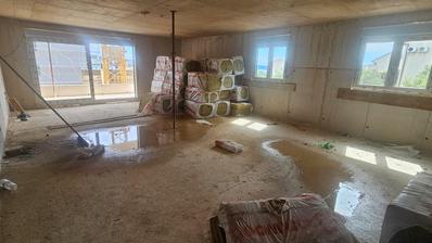 Trogir-Seget Donji daire 71,65 m² 1. katta, garajlı ve asansörlü yeni bina