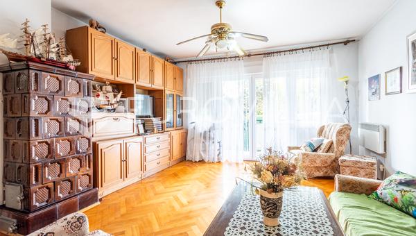Trogir, komforan jednosobni stan ukupne površine 71 m²