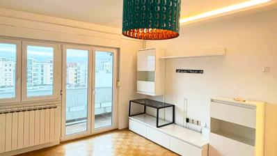 Osijek, Centar, jednosoban stan u centru grada za prodaju, površine 34,46 m², s loggiom