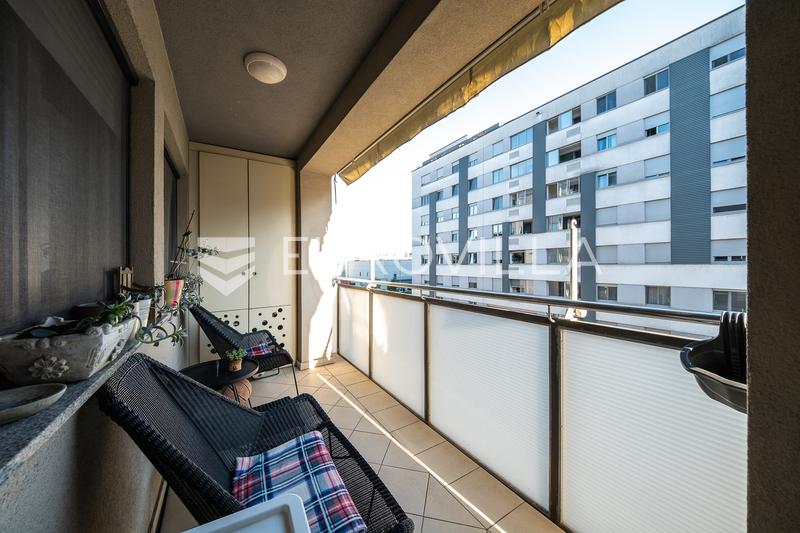 Zagreb, Središće, fyrarumslägenhet med garage och förråd, sällsynt tillgängligt läge - 8