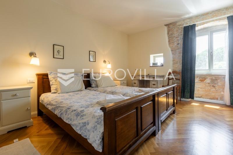 Isztria, Smoljanci, Svetvinčenat, Autentikus kőház medencével és kerttel - 37