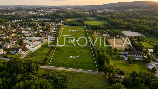 Samobor, attractive land plot of 8,200 m² near the Mirnovec Ethno Farm, ideal for tourist project