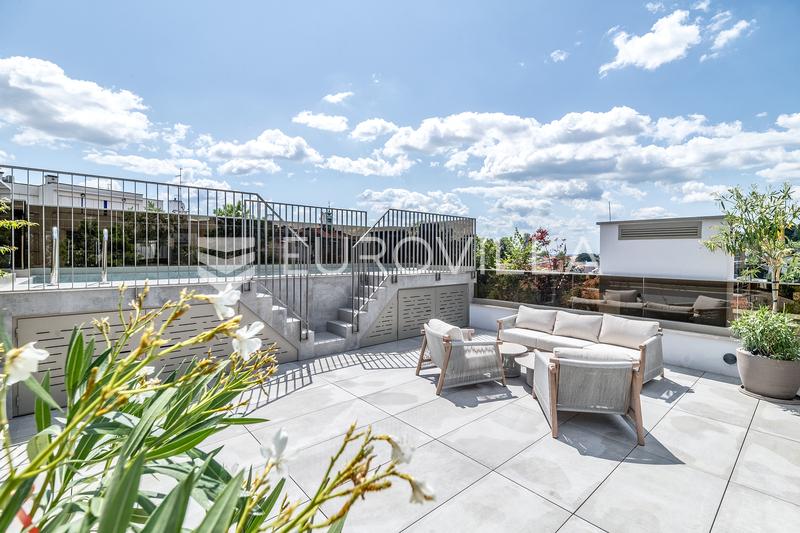 Zagreb, Medvedgradska, luksuriøs penthouse med tre soveværelser og pool 324 m² - 16
