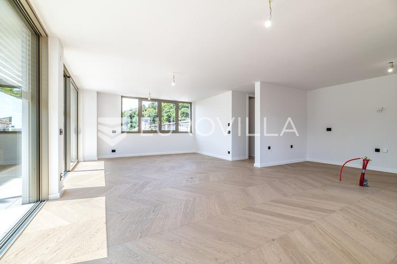Zagreb, Medvedgradska, luksuriøs penthouse med tre soveværelser og pool 324 m² - 2