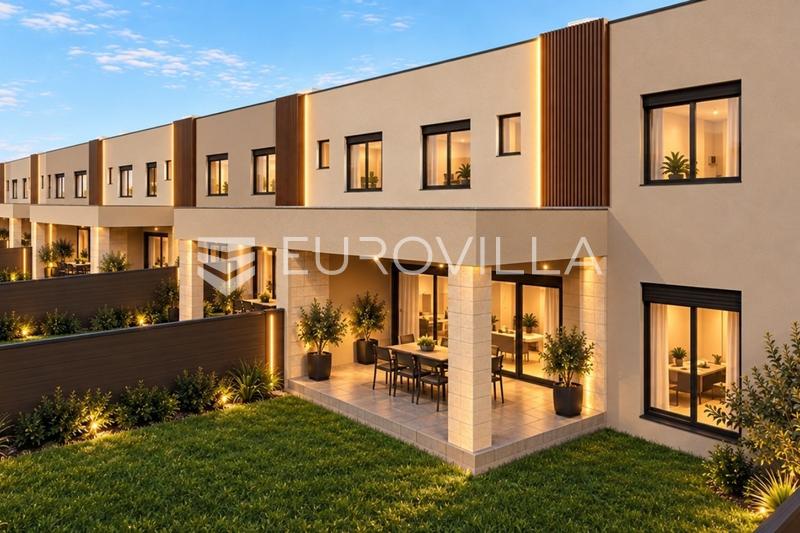 Osijek, Tvrdavica - casa de luxo com garagem, quintal e três quartos - 3