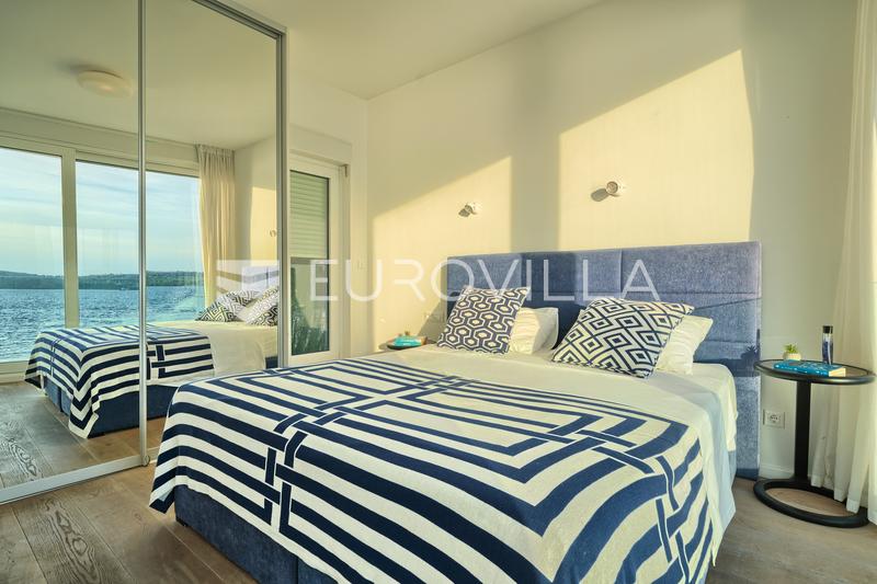 Trogir, Ciovo, villa ved havet til korttidsudlejning - 9