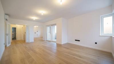 Zagreb, Srebrnjak, moderan četverosoban stan 138,00 m² s garažom i spremištem
