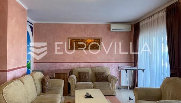 Medulin, Pjescana Uvala, zařízený byt na vyhledávané lokalitě