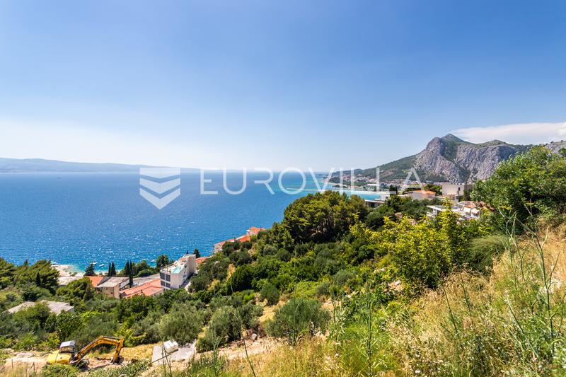 Omiš, Borak, zazidljivo zemljišče s pogledom na morje, s skupno površino 878 m² - 1