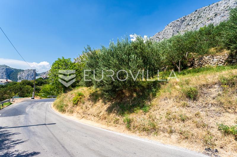 Omiš, Borak, zazidljivo zemljišče s pogledom na morje, s skupno površino 878 m² - 3