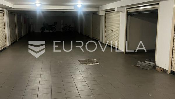 Zagreb, Trešnjevka/Vukovarska, garaža 20,36 m² VMD zgrada