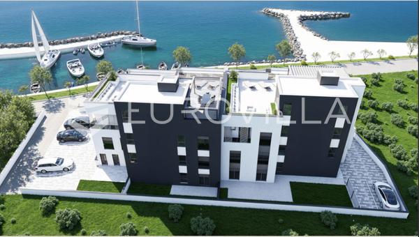 Zadar, Zaton, luksuzni penthouse apartman prvi red do mora