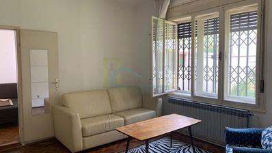 Zagreb, Salata, apartamento de dois quartos de 81 m² com sótão, para renovação