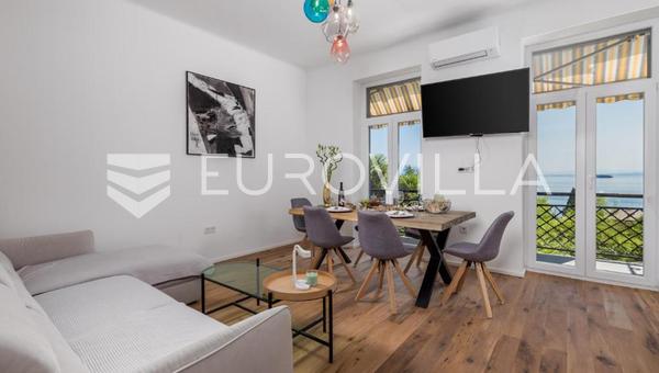Opatija, apartamento recién reformado de 100,07 m², a solo 100 m del mar.