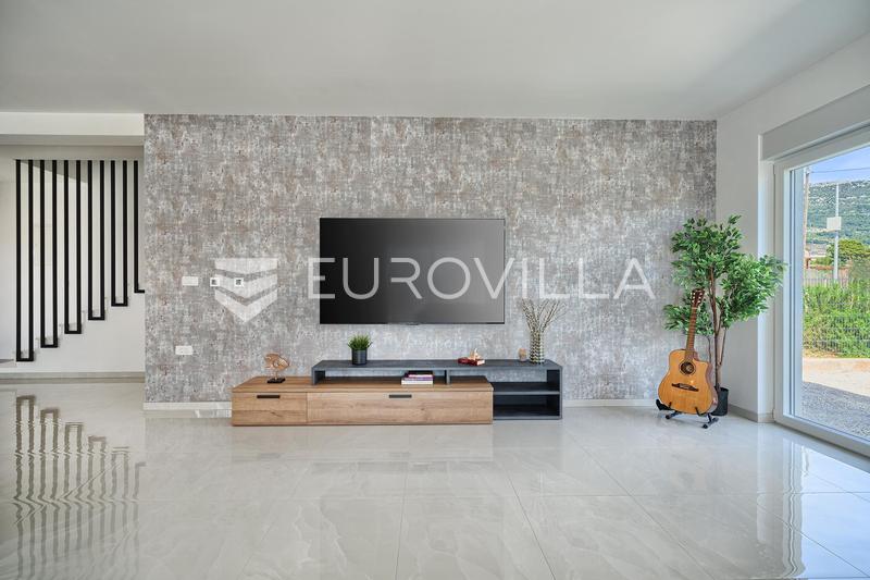 Kastel Novi, neu gebaute Villa zur Langzeitmiete - 9