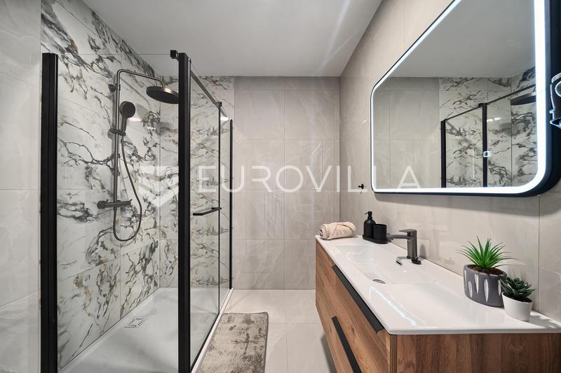 Kastel Novi, neu gebaute Villa zur Langzeitmiete - 19