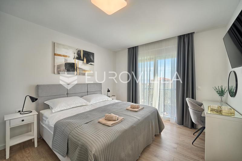 Kastel Novi, neu gebaute Villa zur Langzeitmiete - 17