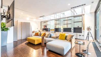Zagreb, Ribnjak, luksuzan trosoban penthouse na tri etaže