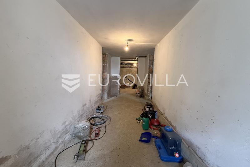 Darda, casa familiar com garagem e grande quintal, 124 m² - 13