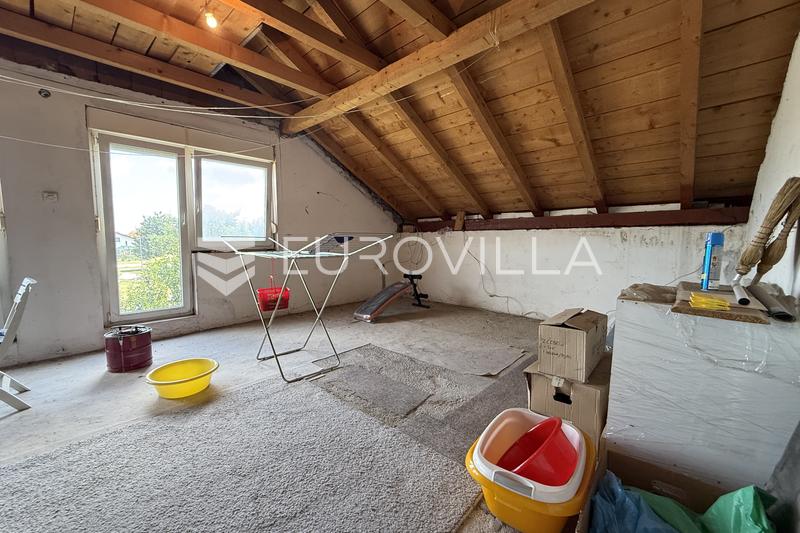 Darda, casa familiar com garagem e grande quintal, 124 m² - 20