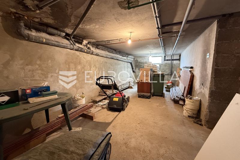 Darda, casa familiar com garagem e grande quintal, 124 m² - 15