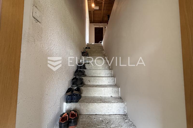 Darda, casa familiar com garagem e grande quintal, 124 m² - 11