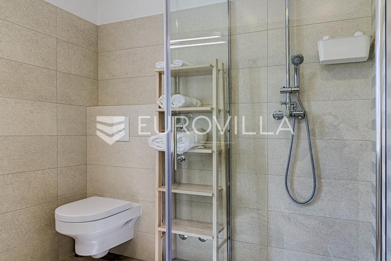Istrien, Fazana - Elegant moderne fireværelses hus med swimmingpool og rummelig grund - 35