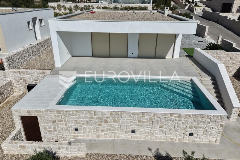 Primošten, medencés villa tengerre néző kilátással, 261,45 m² - 8
