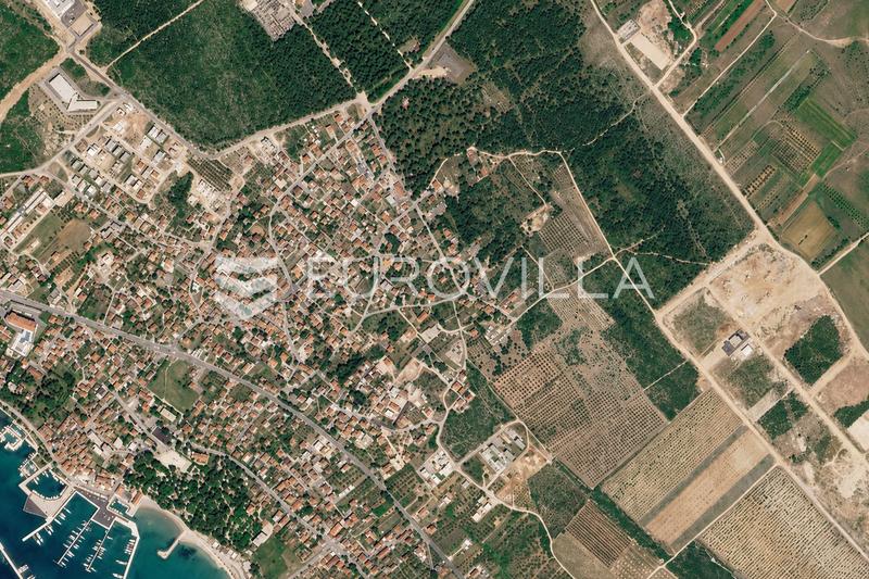 Zadar, Sveti Filip i Jakov, građevinsko zemljište 2.027 m²