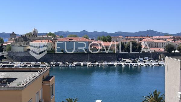 Zadar, Branimirova obala, moderne toromsleilighet med havutsikt
