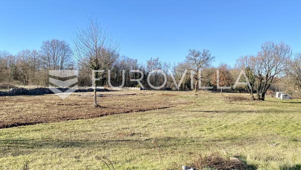 İstria, Svetvincenat - imar parseli 550 m2, ulaşım yolu mevcut - sakin konum