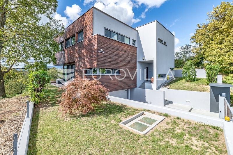 Zagreb, Gornja Dubrava, prekrasna vila s bazenom površine 360 m² - 26