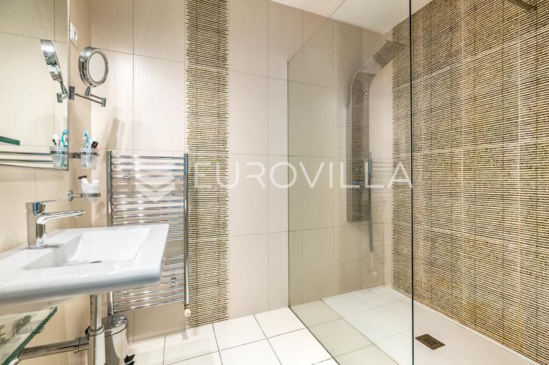 Zagreb, Gornja Dubrava, prekrasna vila s bazenom površine 360 m² - 16