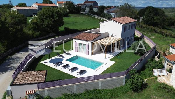 Marcana, Mutvoran - encantadora villa moderna con piscina y jardín