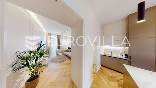 Rijeka, Sušak, luxuriously furnished three-bedroom apartment, 85 m²