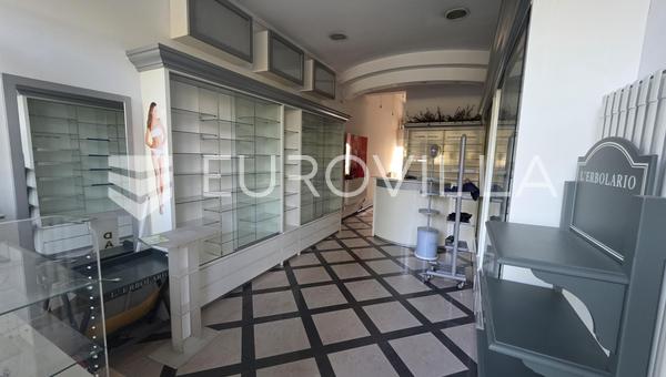 Zagreb, Kvatrić, odličan lokal 41 m²