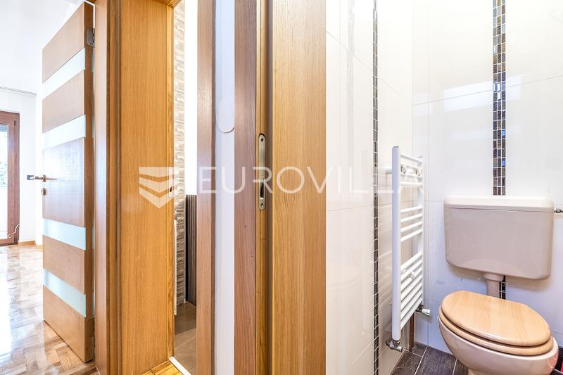 Zagreb, Vrbik, trosoban stan za najam 90 m² vanjsko parkirno mjesto - 9