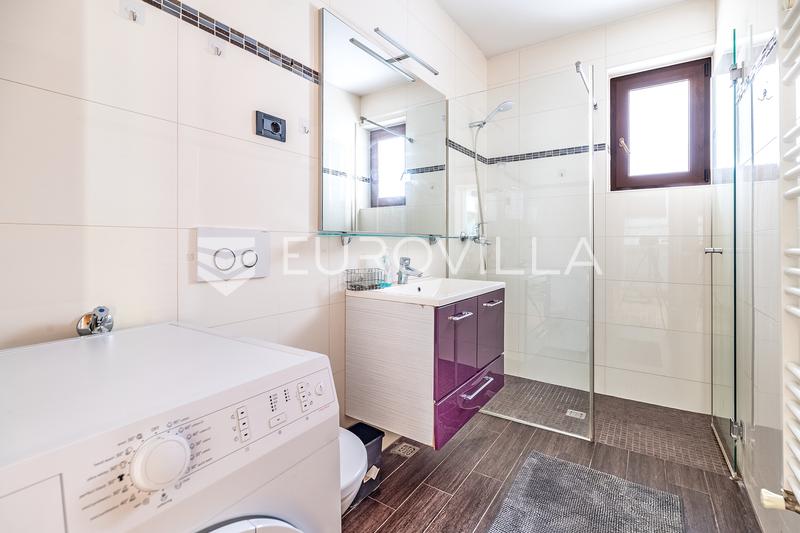 Zagreb, Vrbik, apartamento de dos habitaciones en alquiler 90 m² plaza de aparcamiento exterior - 7