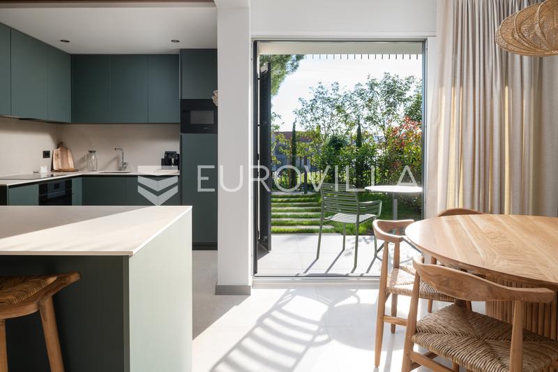 Zadar, Sv. Filip i Jakov moderna rezidencija u luksuznom stambenom kompleksu